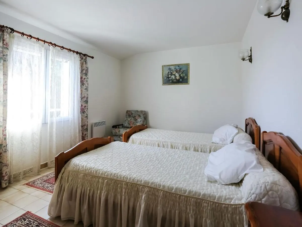 Provencal Holiday Home In Bormes Les Mimosas With Pool 0*, بورم لي ميموزا فرنسا
